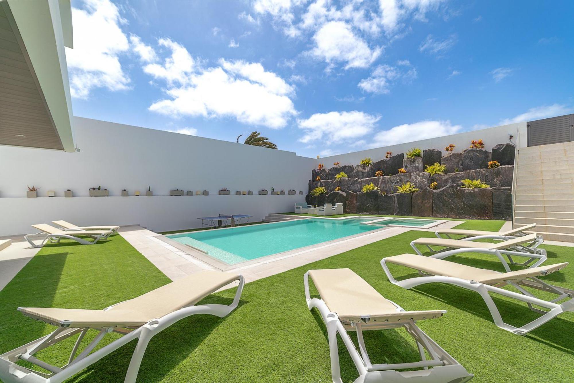 Villa Monarca Таиче Экстерьер фото